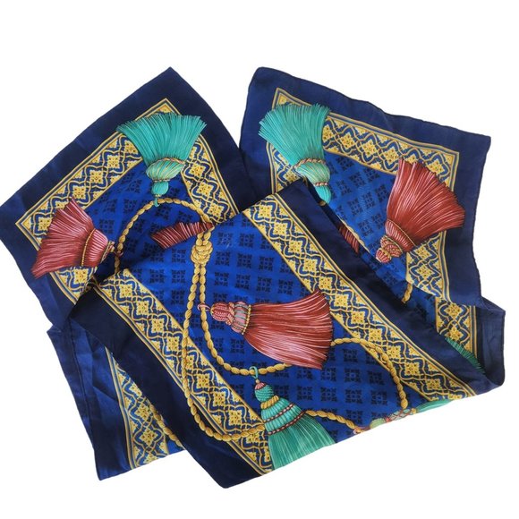 Vintage Avon 1980s Scarf Made in Italy Excusively for Avon Rectangle 11" x 54" - Picture 6 of 10